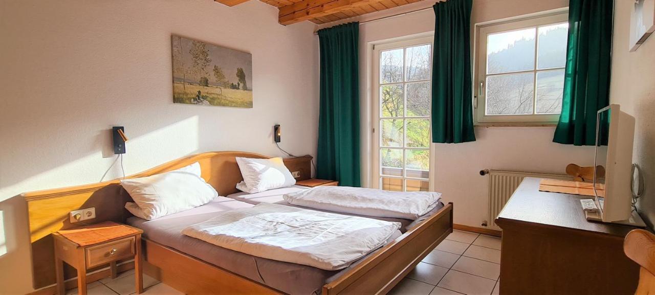 Ehrenmaettlehof Faisst Aparthotel Bad Peterstal-Griesbach Luaran gambar